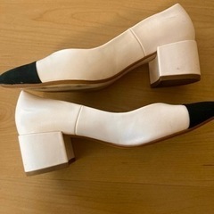 ZARA  パンプス　うすピンクの画像