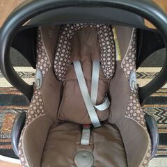 チャイルドシート　新生児~1歳頃まで