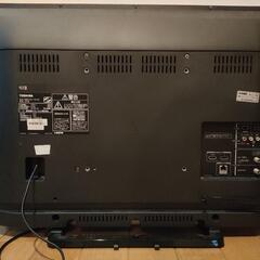 液晶テレビ TOSHIBA 東芝 REGZA 32V30 2016年製 リモコンなしの画像
