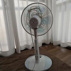 ジャンク品扇風機の画像