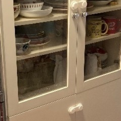 3月中☆食器戸棚☆
