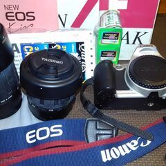  Tamronレンズ（定価95000円）Canon　EOS　kissカメラ（フィルムカメラ）の画像