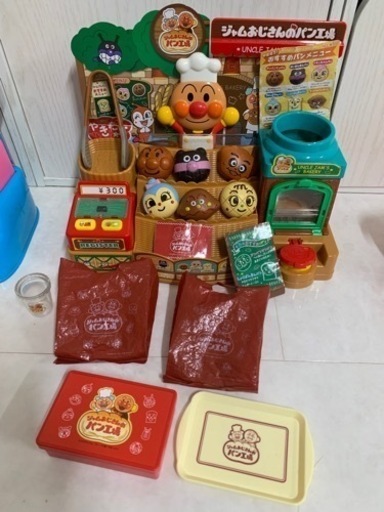 アンパンマンパン　ジャムおじさんのパン工場