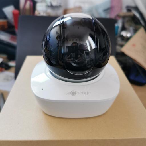 【相談中】家庭用監視カメラ(未使用品)