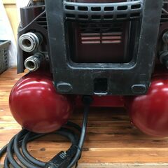 ★再び値下げしました(^^♪★　MAX　AK-HL1270E2　コンプレッサー　中古品　【ハンズクラフト宜野湾店】の画像