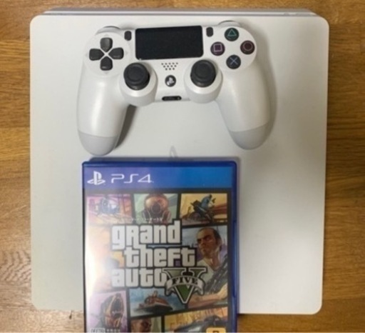 ps4 本体　GTA5付き