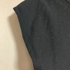 黒ワンピース　ラウンジ　デート　お出かけ　パーティーの画像