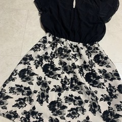 ミニワンピース　膝上　黒　ラウンジ　キャバクラ　の画像