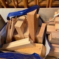 ★無料★ 薪　木材　キャンプ　アウトドア　焚き火用の画像