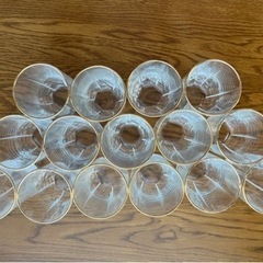 金縁一口ビールグラス 15個セットの画像
