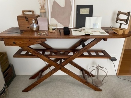 アンティーク　アイロン台風　棚