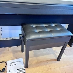 【美品】KORG コルグ 電子ピアノ 88鍵盤 LP380 USB ブラック、椅子付きの画像