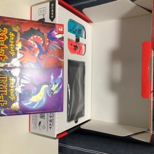 (本日限定値下げ)未使用品Nintendo Switch バイオレット　スカーレット