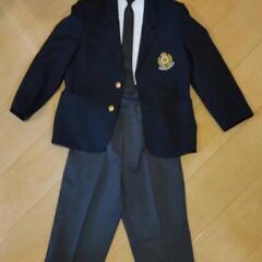 子供服入学式男子スーツ130㎝要りませんか？