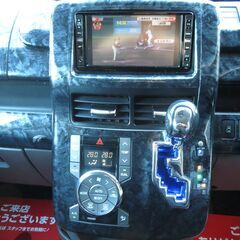 TOYOTA ! VOXY！ZS！車高調！フリップダウン！の画像