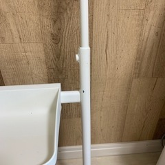 IKEA 突っ張りラックの画像