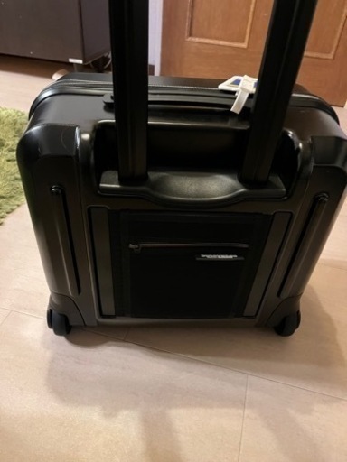イノベーダー　スーツケース