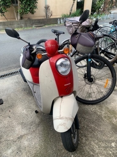 ホンダ　スクーピー自賠責令9年7月付き　ヘルメート付き