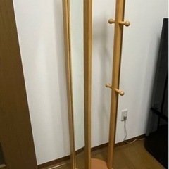 ハンガーラック付き姿見の画像