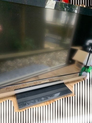 テレビ　32型