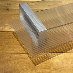 【美品！】モニター台(ガラス天板+シルバーアルミニウム、ポリカーボネート製カバー付き)の画像