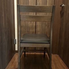 ダイニングチェア　4つセットの画像