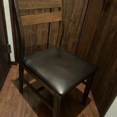 ダイニングチェア　4つセットの画像