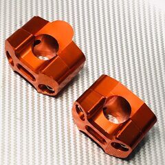 ファットバー用 CNC ハンドルクランプ ◇28.6ミリ◇オレンジ◇新品◇アウトレット販売品◇グロム KSR XR CB400SF XJR GSR ゼファー ZRXその他 50㏄～1000㏄の画像