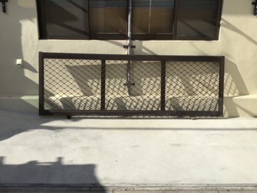 お値下げ！門ゲート & 門柱 ゲート(写真2枚)