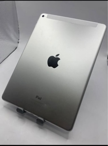 iPad Air 2 4台ございます。