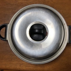 ステンレス両手鍋（26㎝×9㎝）