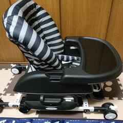 ハイローチェア、バウンサーの画像