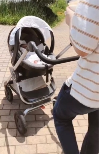 ストッケ 　ベビーカー＆チャイルドシート