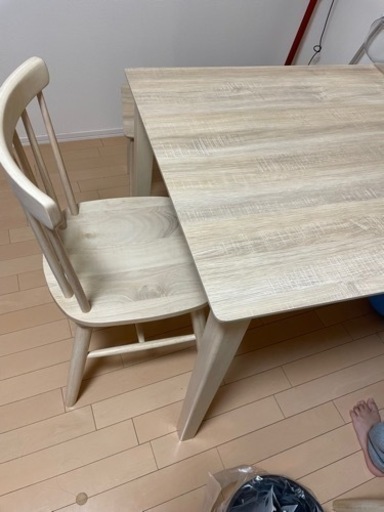 ダイニングテーブル