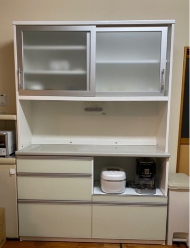 キッチンボード　大容量　お話中