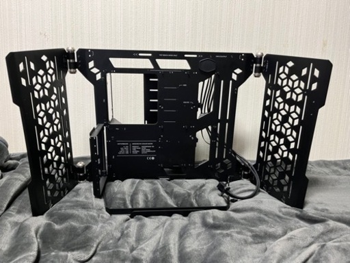 Cooler Master　MASTERFRAME 700