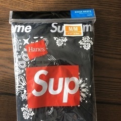 supreme×Hanesのボクサーブリーフ