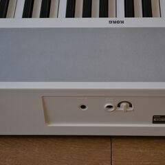 値下げ！！KORG B1 電子ピアノ 白コルグ キーボード 19製 鍵盤楽器の画像