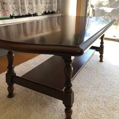 木製アンティーク調ローテーブル　の画像