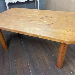 レトロな作業テーブル