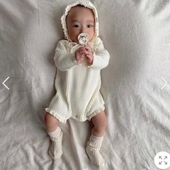 ボンネット付きロンパース