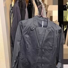 女性用スカートスーツ・ジャケットなどの福袋