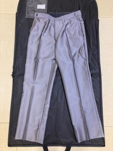 ウエディング　新郎タキシード