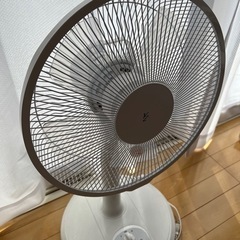 【ほぼ新品】22年製　扇風機　YAMAZEN ホワイト　の画像