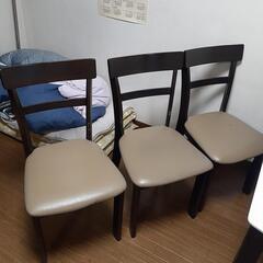 ダイニングテーブル　椅子3客　無料の画像