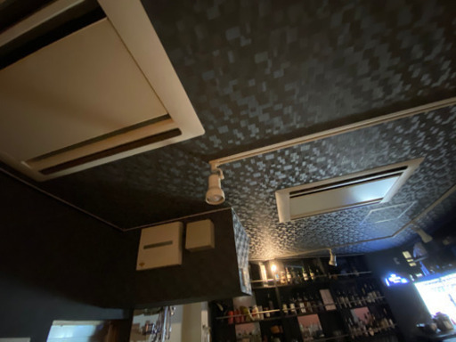 ビルトインエアコン2機＋室外機