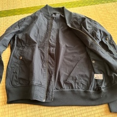 GU ジャンバー