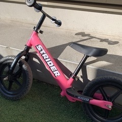 美品☆ストライダー　ピンクの画像