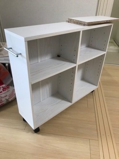 本棚　移動式　2000円