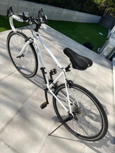 【取引中】ロードバイク　白　1年程度使用